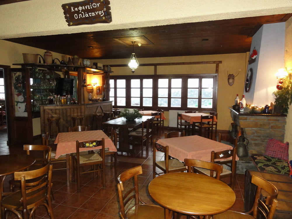 森特里瓦尼斯山间酒店 Ano Skotina 外观 照片